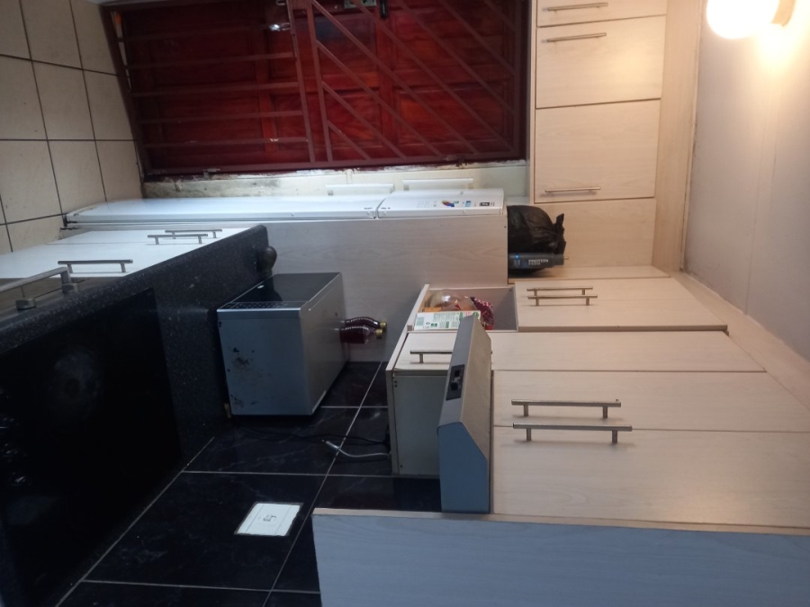 2 Bedroom Property for Sale in Delft Western Cape